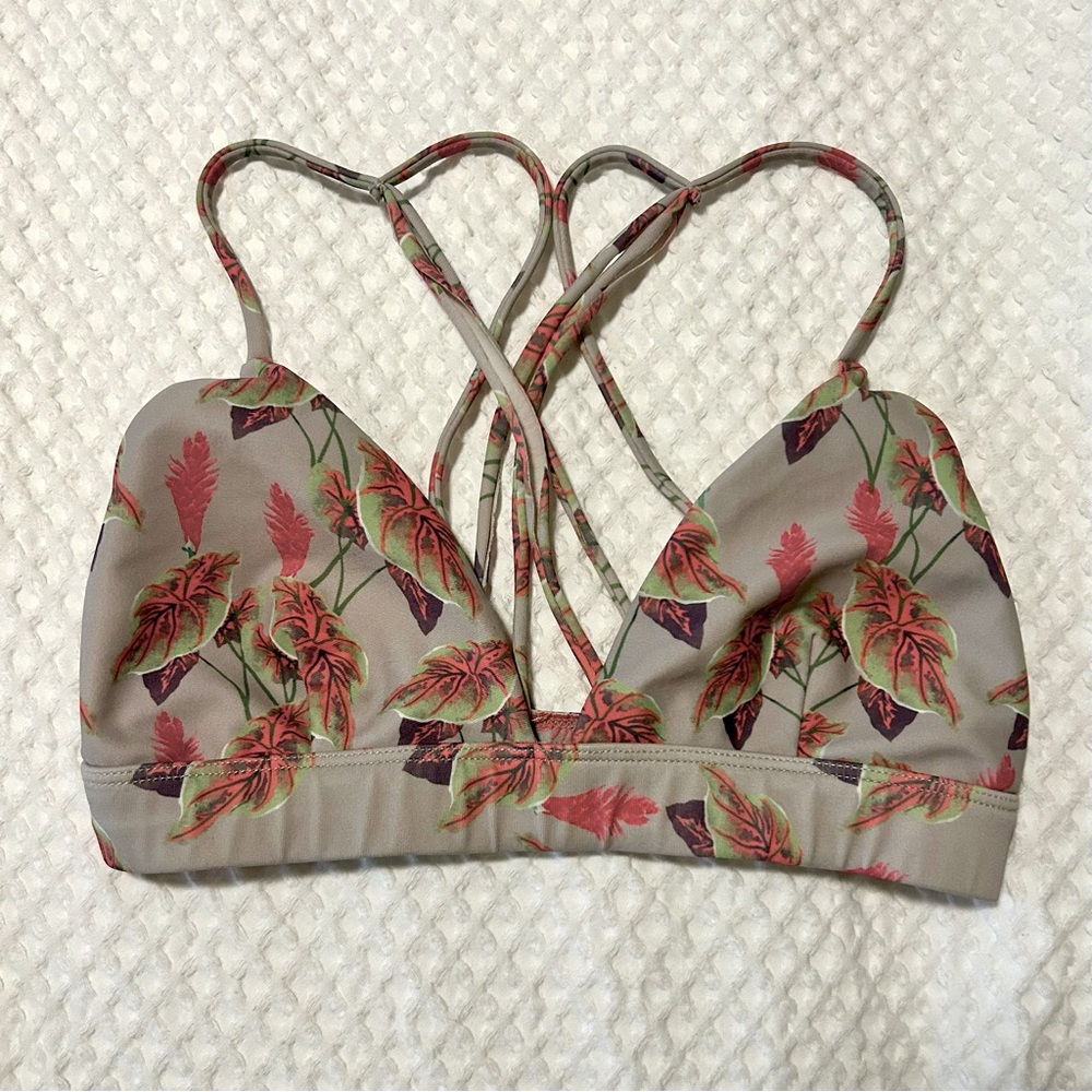 Acacia Awapuhi Top in Vintage Hawaii - Size S